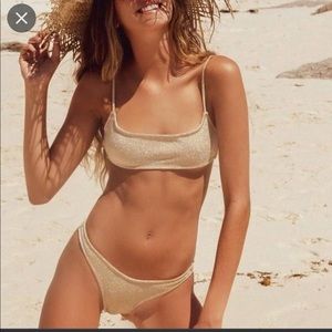 Triangl Mica bikini in gold